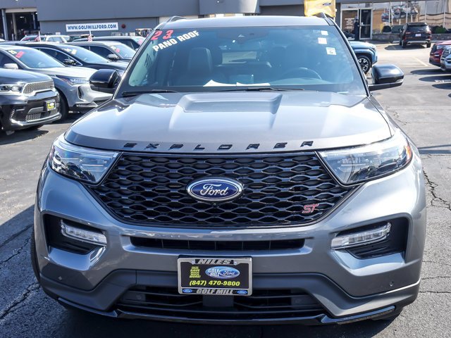 Certified 2023 Ford Explorer ST w/ Equipment Group 401A AWD/4WD image 4