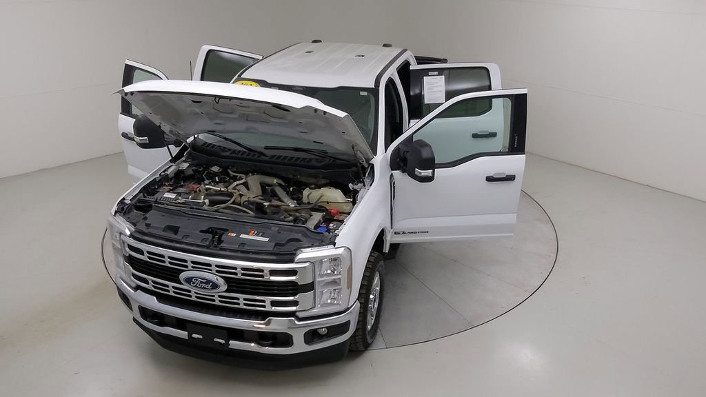 Certified 2024 Ford F350 XLT AWD/4WD image 42