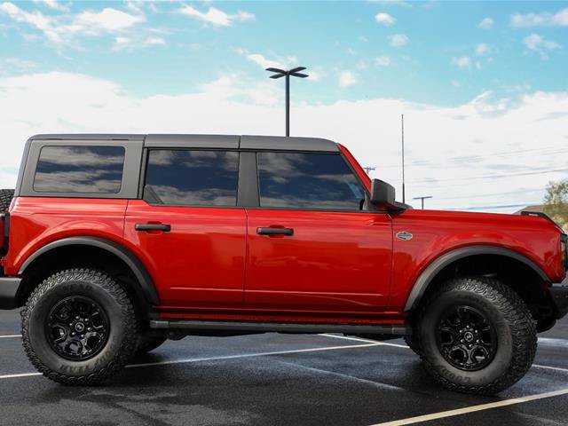Certified 2024 Ford Bronco Wildtrak AWD/4WD image 8