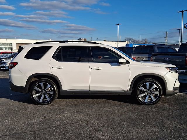 Used 2023 Honda Pilot Elite image 2