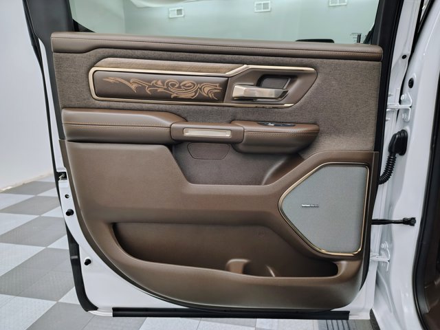 Used 2025 RAM 1500 Limited AWD/4WD image 25