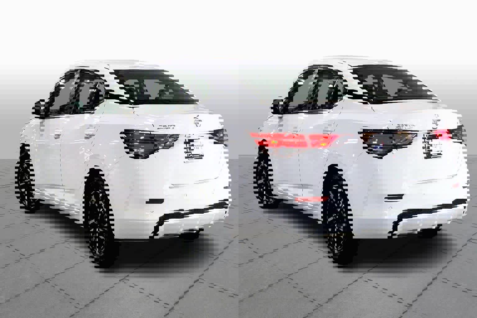 Used 2024 Nissan Sentra SV image 11