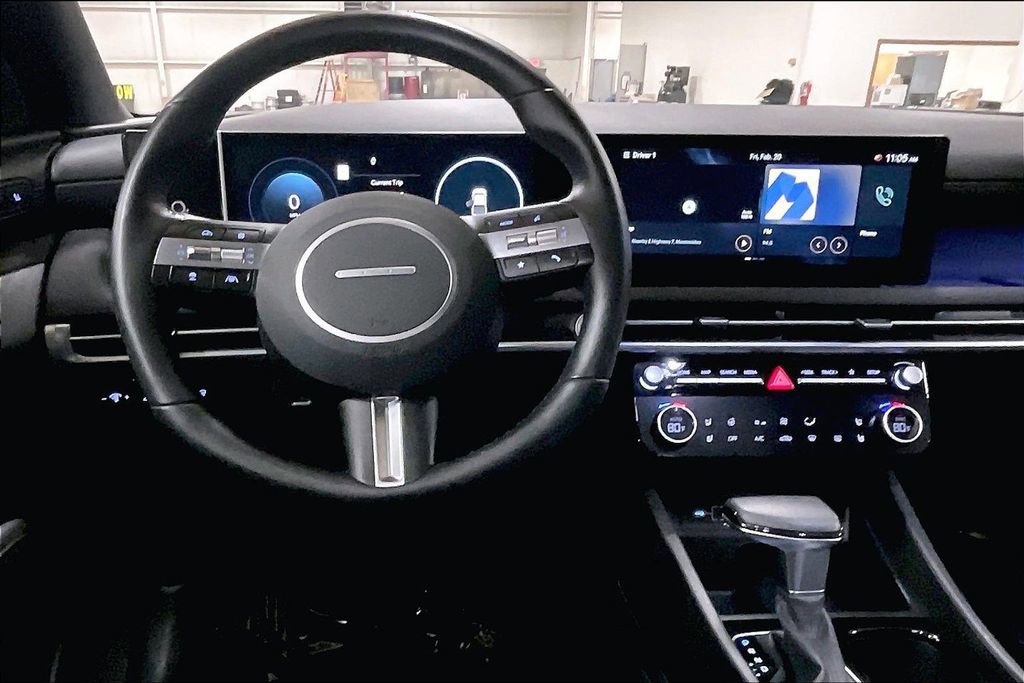 Used 2025 Hyundai Santa Cruz Limited image 7