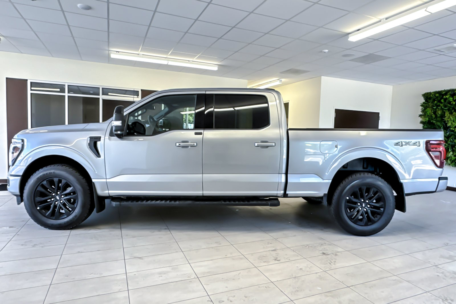 Certified 2025 Ford F150 Lariat AWD/4WD image 7