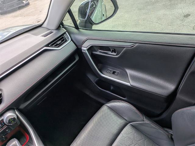Used 2020 Toyota RAV4 TRD Off-Road image 18