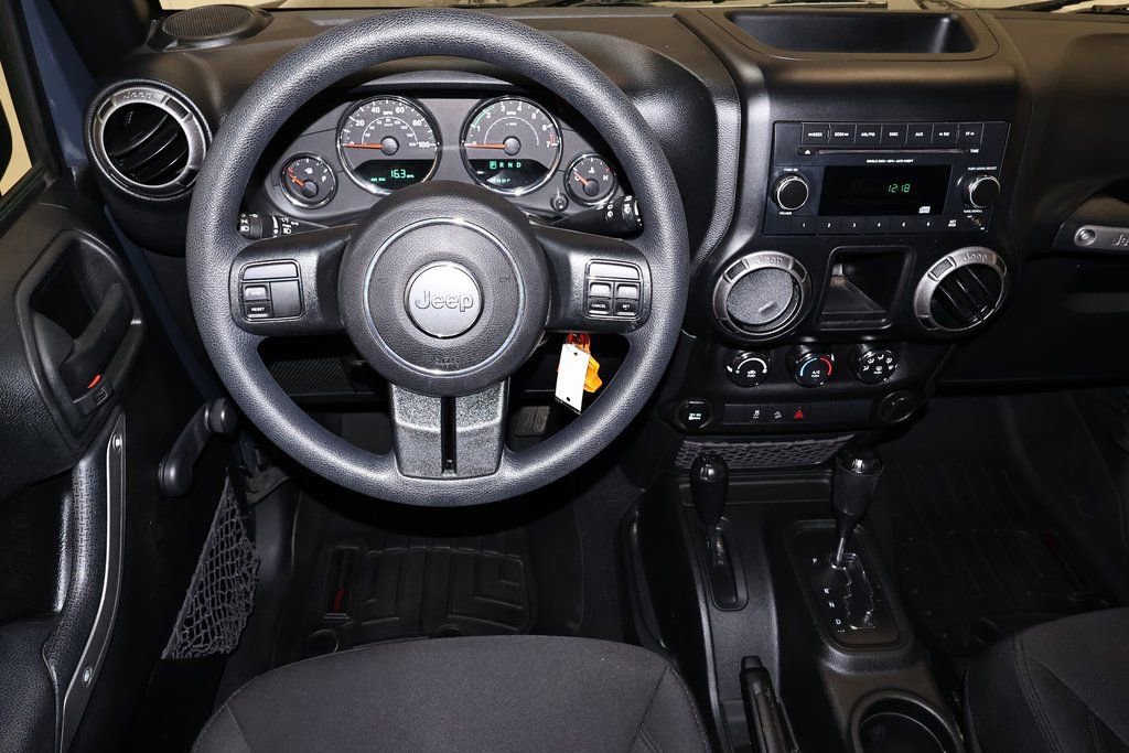 Used 2018 Jeep Wrangler Unlimited Sport image 22