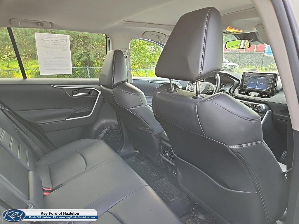 Used 2021 Toyota RAV4 XLE Premium AWD/4WD image 42