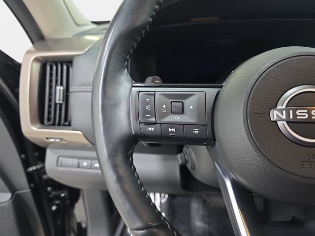 Used 2025 Nissan Pathfinder Platinum w/ Cargo Package AWD/4WD image 17