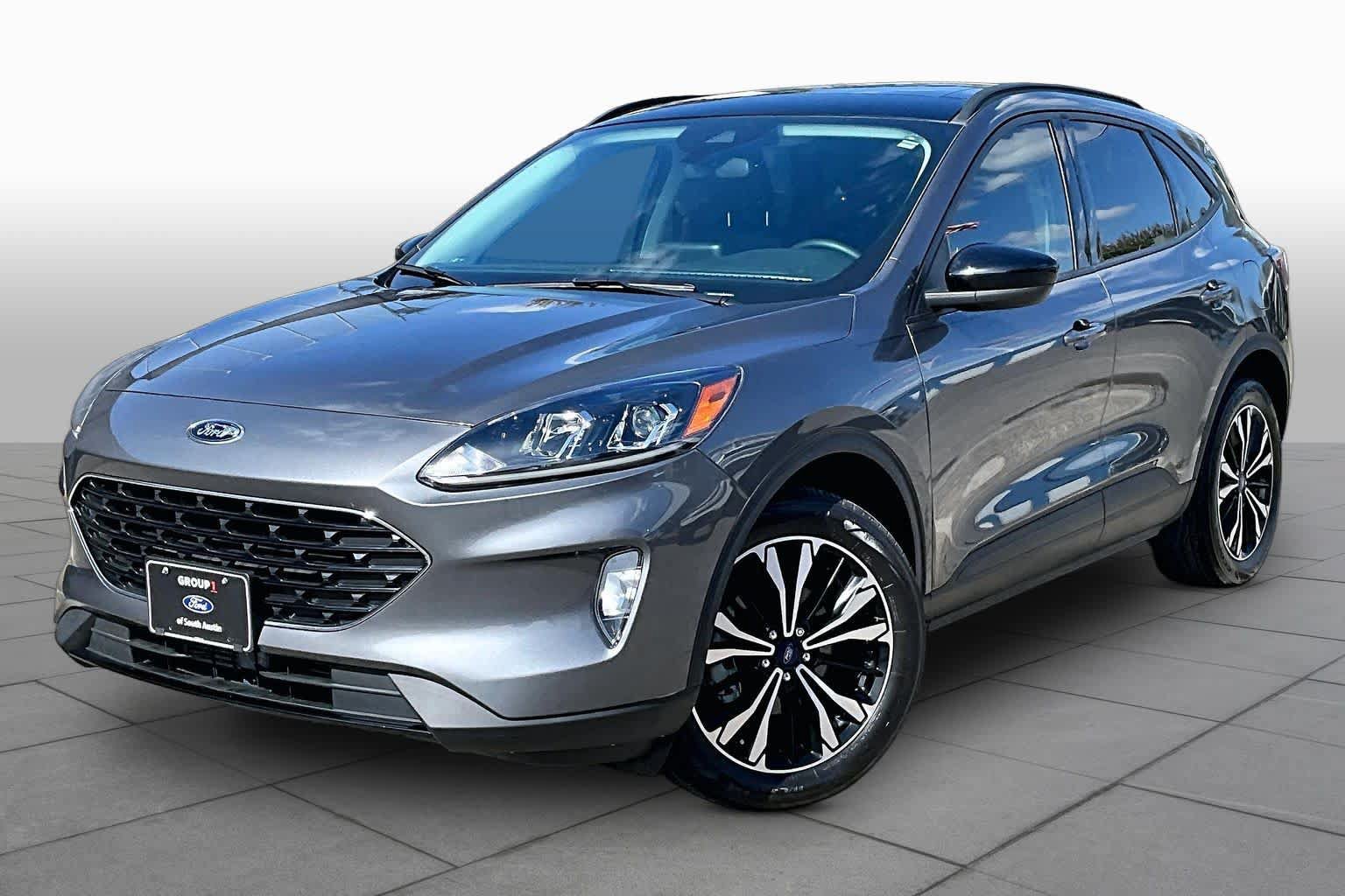 Certified 2022 Ford Escape SEL w/ SEL Stealth AWD Package image 38