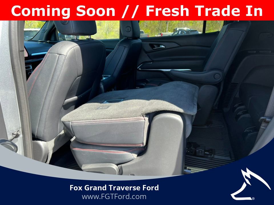 Used 2024 Chevrolet Traverse RS w/ LPO, Floor Liner Package AWD/4WD image 5