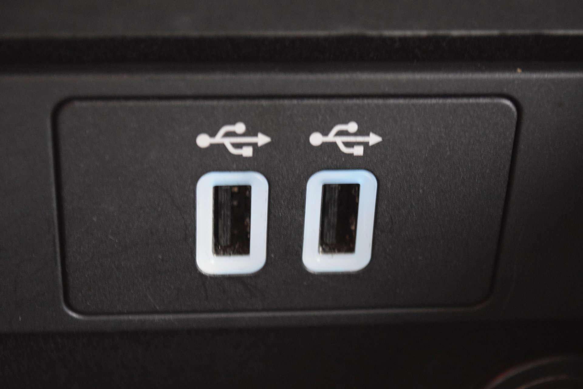 Certified 2018 Ford Taurus SEL w/ Equipment Group 201A image 17