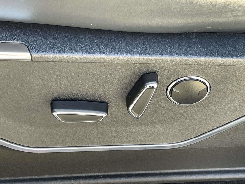 Certified 2022 Ford F150 Raptor w/ Equipment Group 801A High image 14