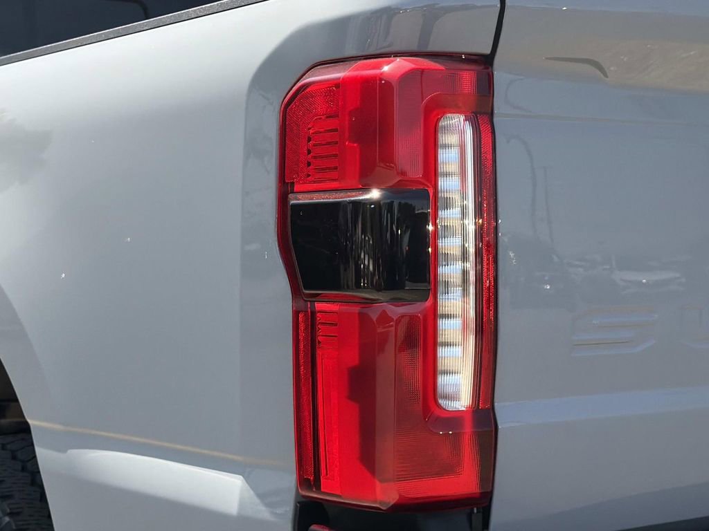 Certified 2024 Ford F350 Lariat w/ Lariat Ultimate Package AWD/4WD image 8