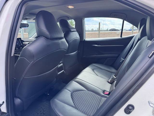 Used 2021 Toyota Camry SE image 16