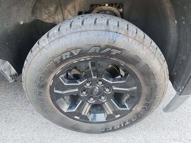 Used 2019 Chevrolet Tahoe LS RWD image 9