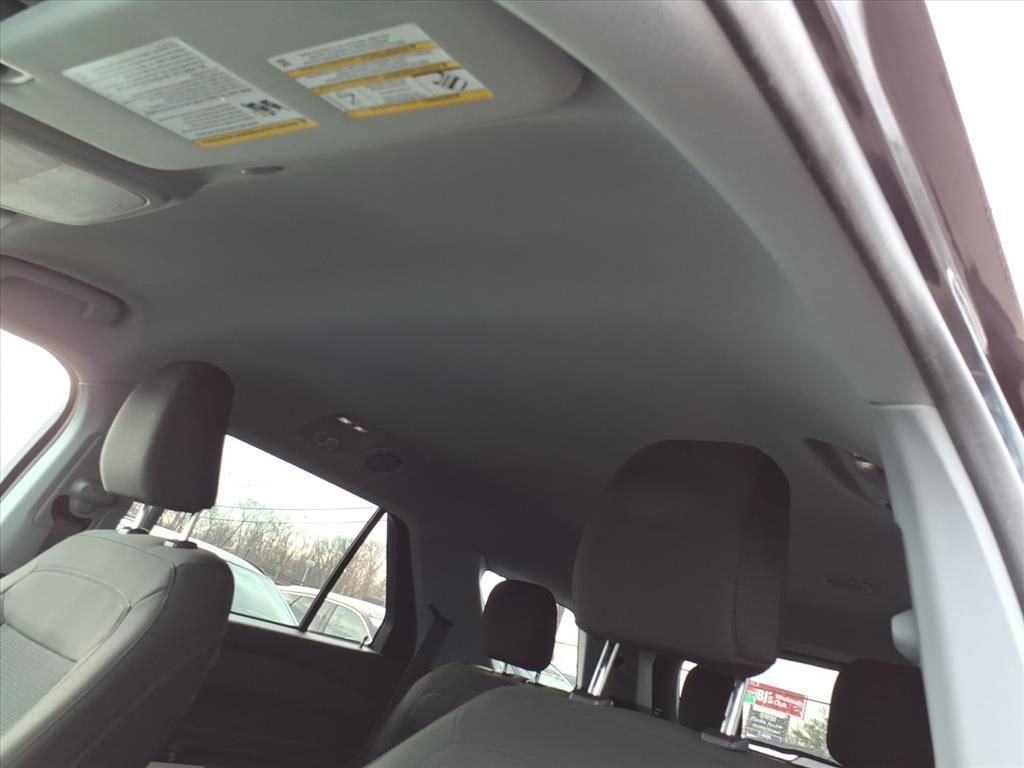 Certified 2022 Ford Explorer XLT w/ Class IV Trailer Tow Package image 16