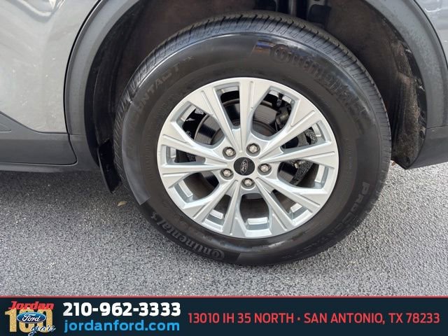 Certified 2023 Ford Escape Active w/ Tech Pack #1 AWD/4WD image 5