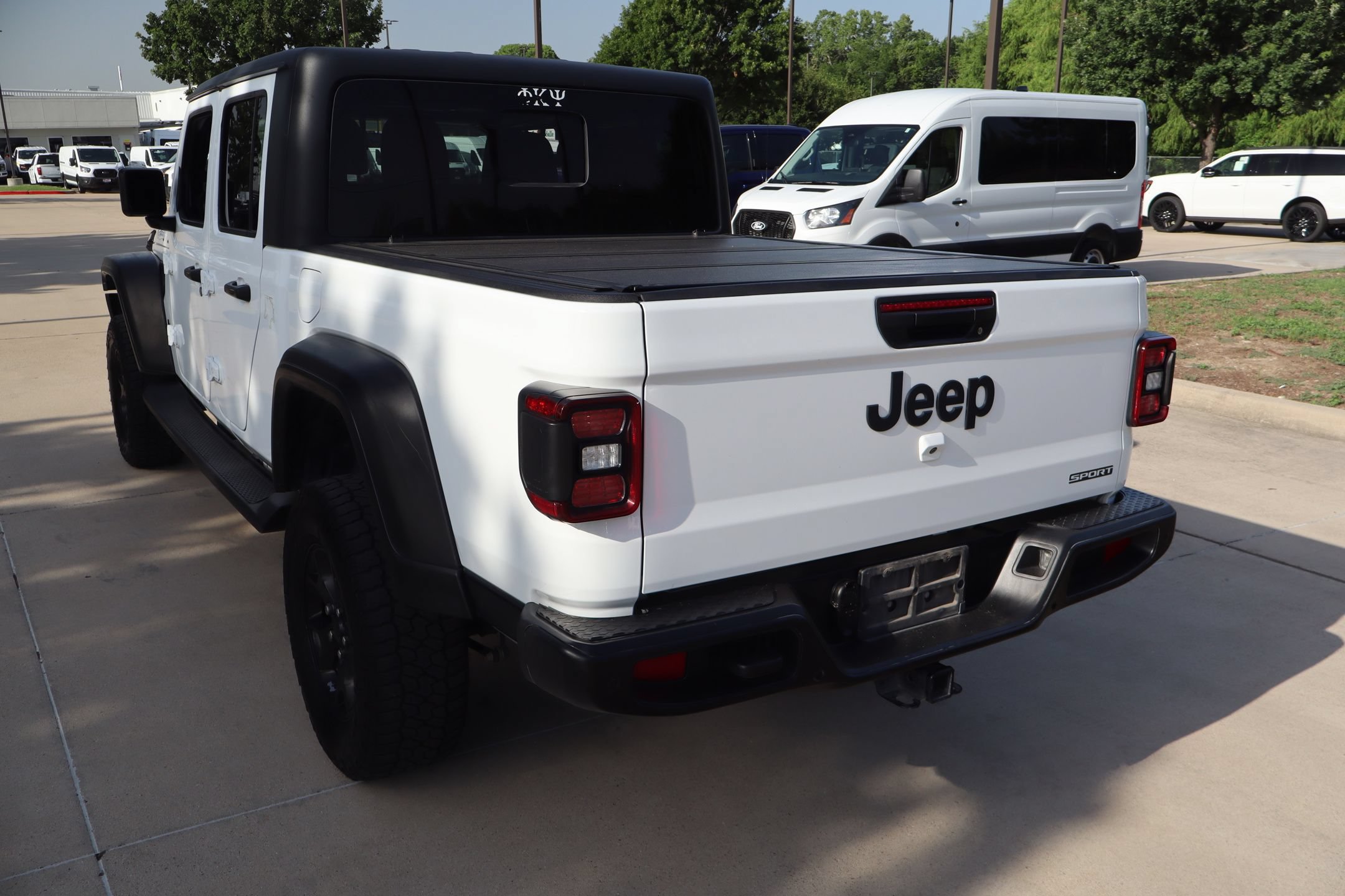 Used 2020 Jeep Gladiator Sport w/ Quick Order Package 24S AWD/4WD image 27