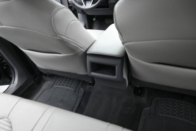 Used 2020 Toyota Camry SE FWD image 20