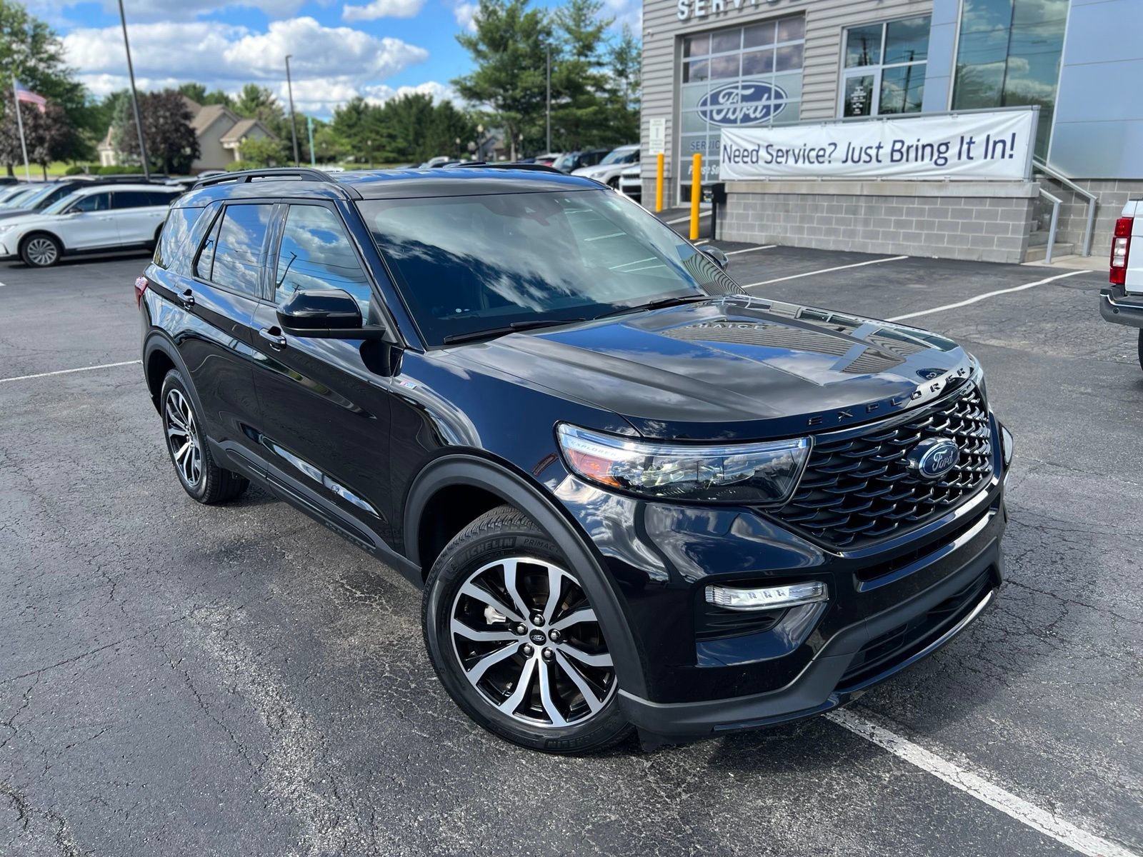 Certified 2023 Ford Explorer ST-Line AWD/4WD image 17