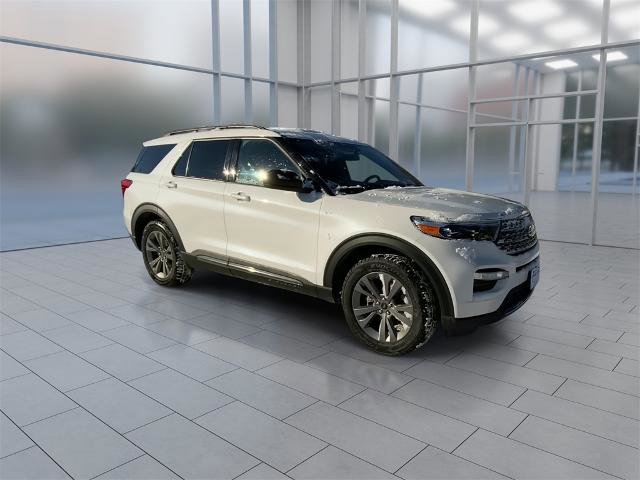 Certified 2023 Ford Explorer XLT w/ Equipment Group 202A image 2
