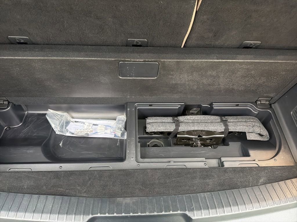 Certified 2024 Ford Expedition Limited image 42