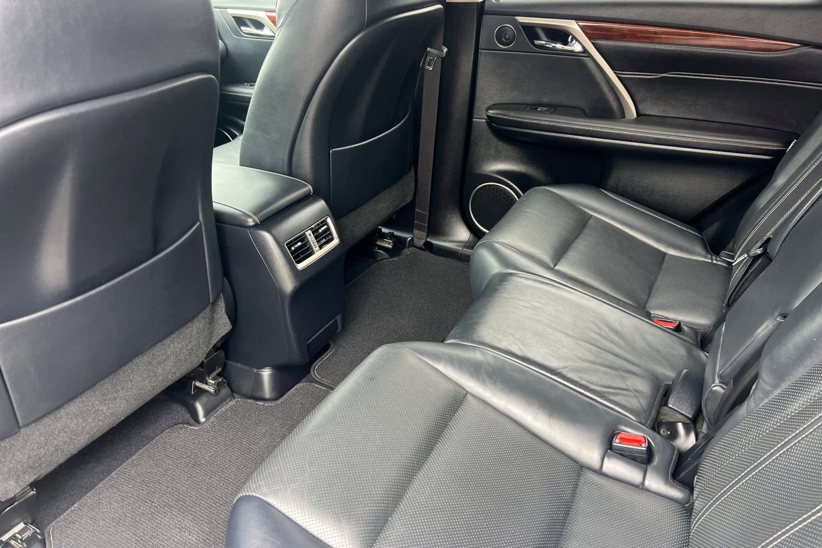 Used 2019 Lexus RX 350L AWD image 13