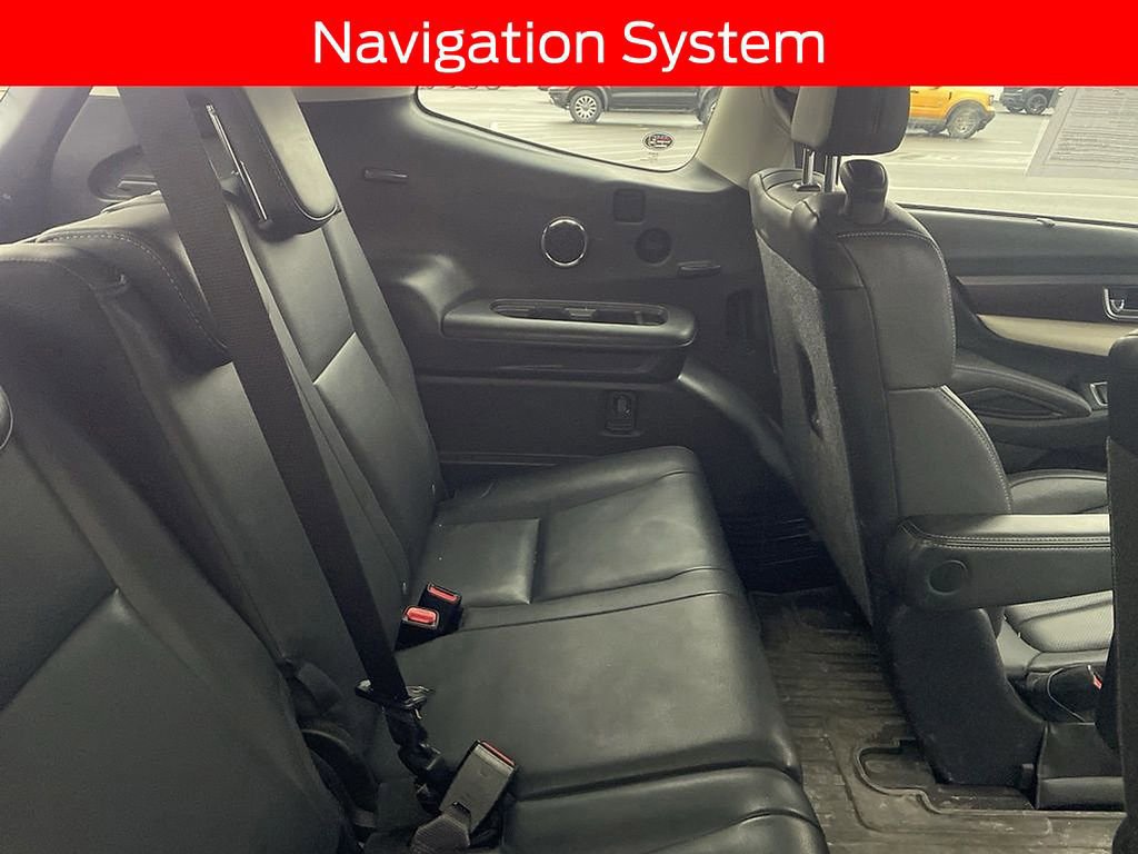 Used 2022 Subaru Ascent Touring w/ Popular Package #2A image 8