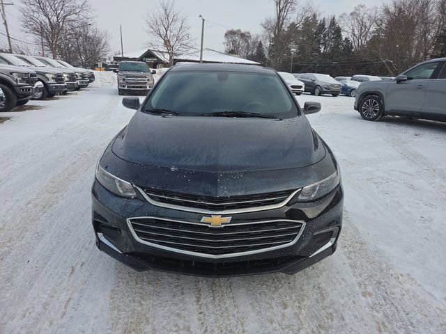Used 2017 Chevrolet Malibu LT image 13