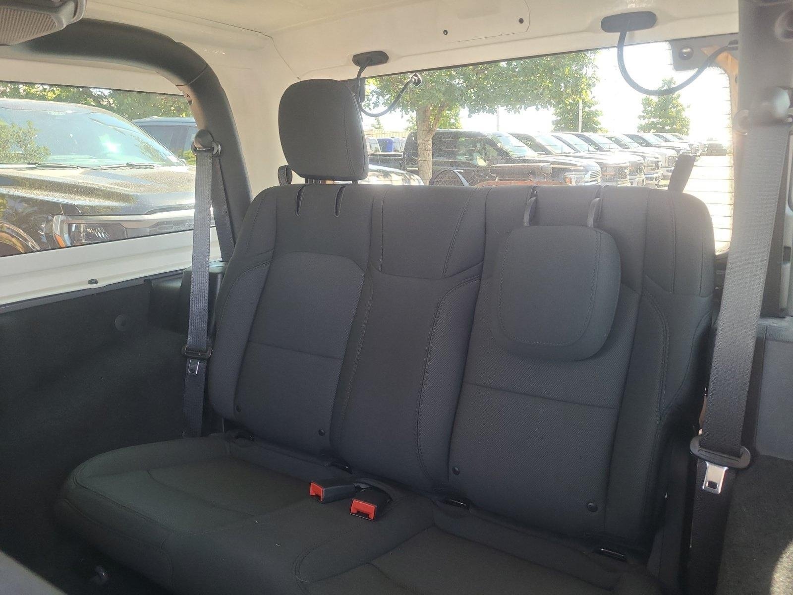 Used 2021 Jeep Wrangler Sport AWD/4WD image 17