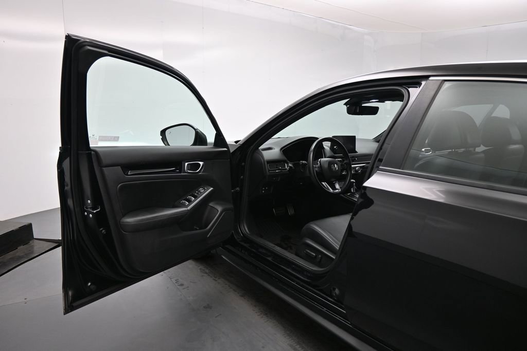 Used 2022 Honda Civic Sport Touring image 7