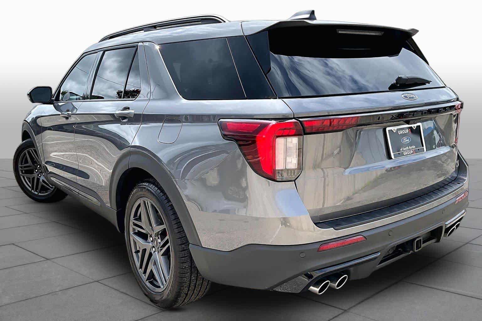 Certified 2025 Ford Explorer ST w/ Sun And Sound Package AWD/4WD image 6