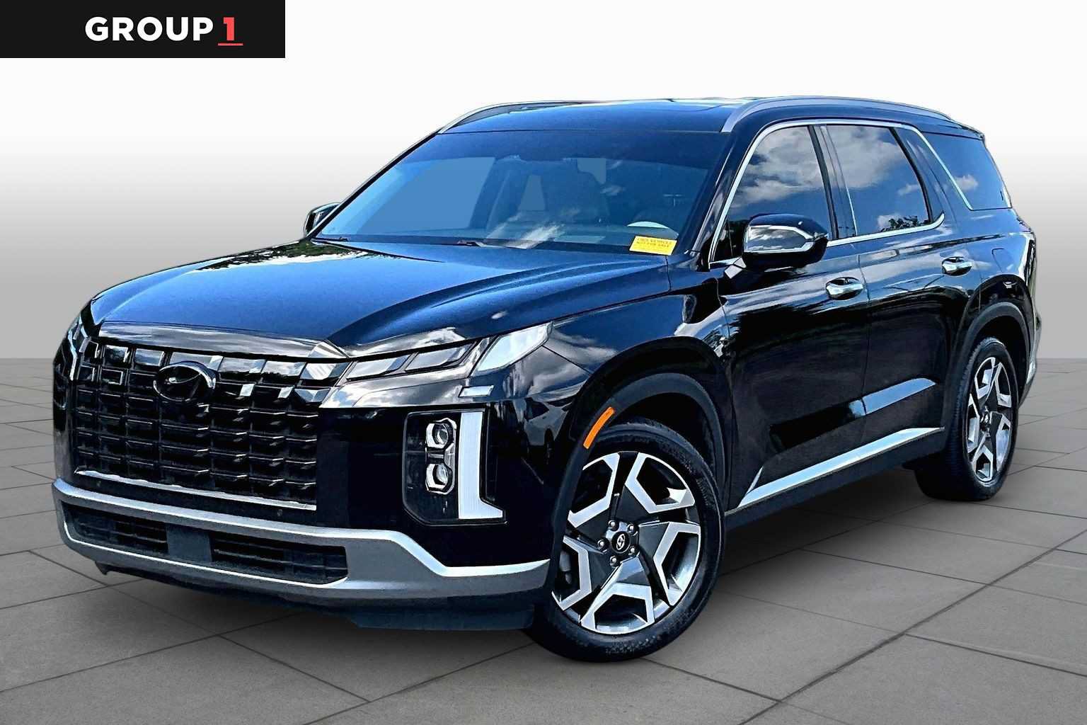 Used 2023 Hyundai Palisade Limited w/ Cargo Package