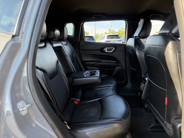 Used 2023 Jeep Compass Trailhawk AWD/4WD image 17