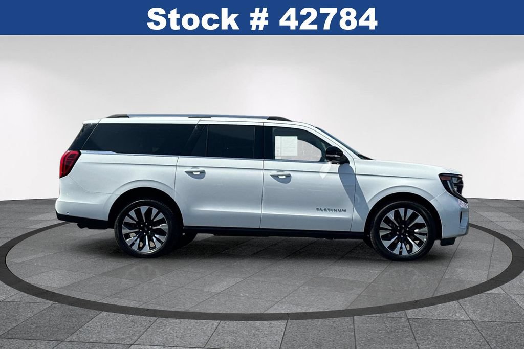 Certified 2025 Ford Expedition Max Platinum w/ Driver's Package AWD/4WD image 4
