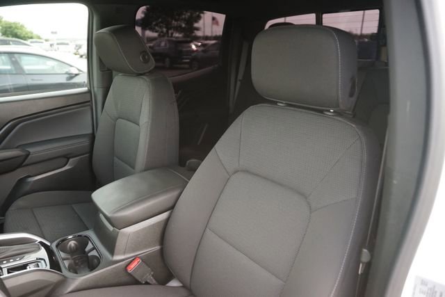 Used 2025 Chevrolet Colorado LT w/ Advanced Trailering Package RWD image 10