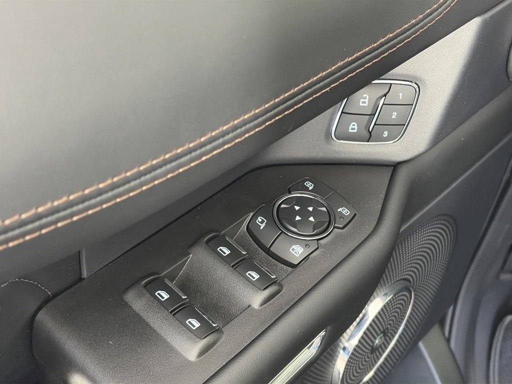 Certified 2021 Ford Expedition Platinum image 26