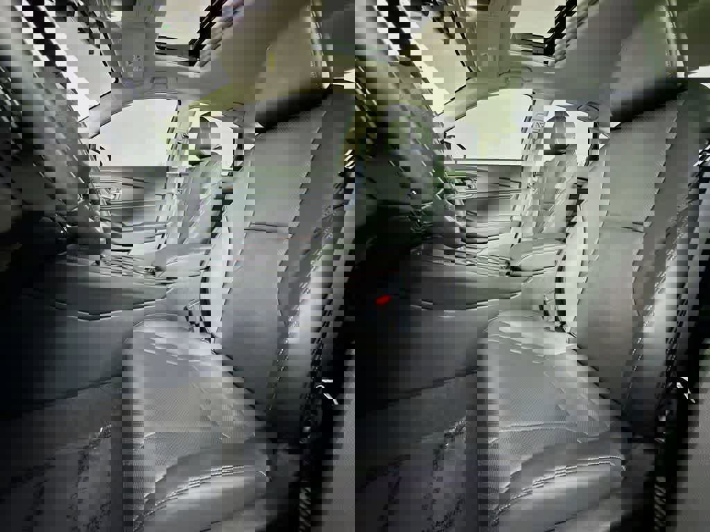 Used 2024 Honda Accord Touring image 12