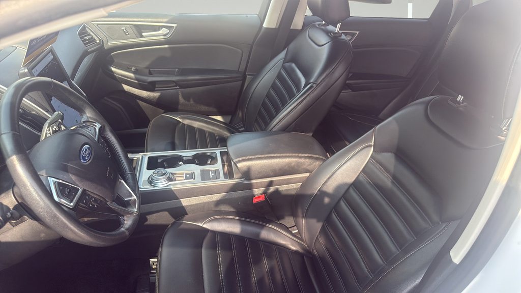 Certified 2024 Ford Edge SEL AWD/4WD image 32