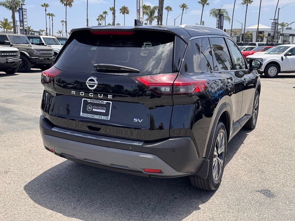 Used 2021 Nissan Rogue SV w/ Premium Package FWD image 12