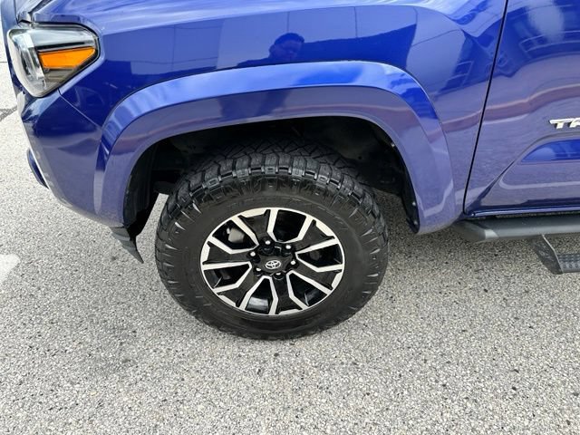 Used 2022 Toyota Tacoma TRD Sport AWD/4WD image 70