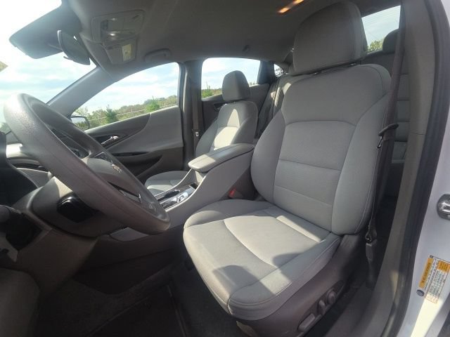 Used 2025 Chevrolet Malibu LT FWD image 22