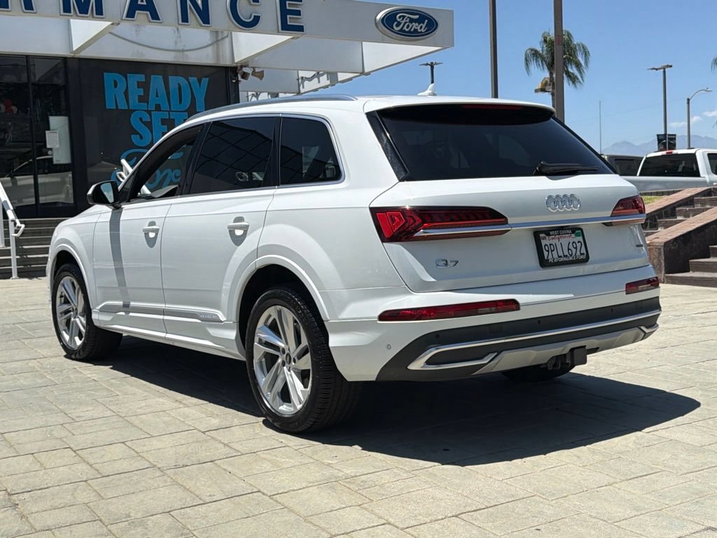 Used 2021 Audi Q7 2.0T Premium w/ Convenience Package AWD/4WD image 11