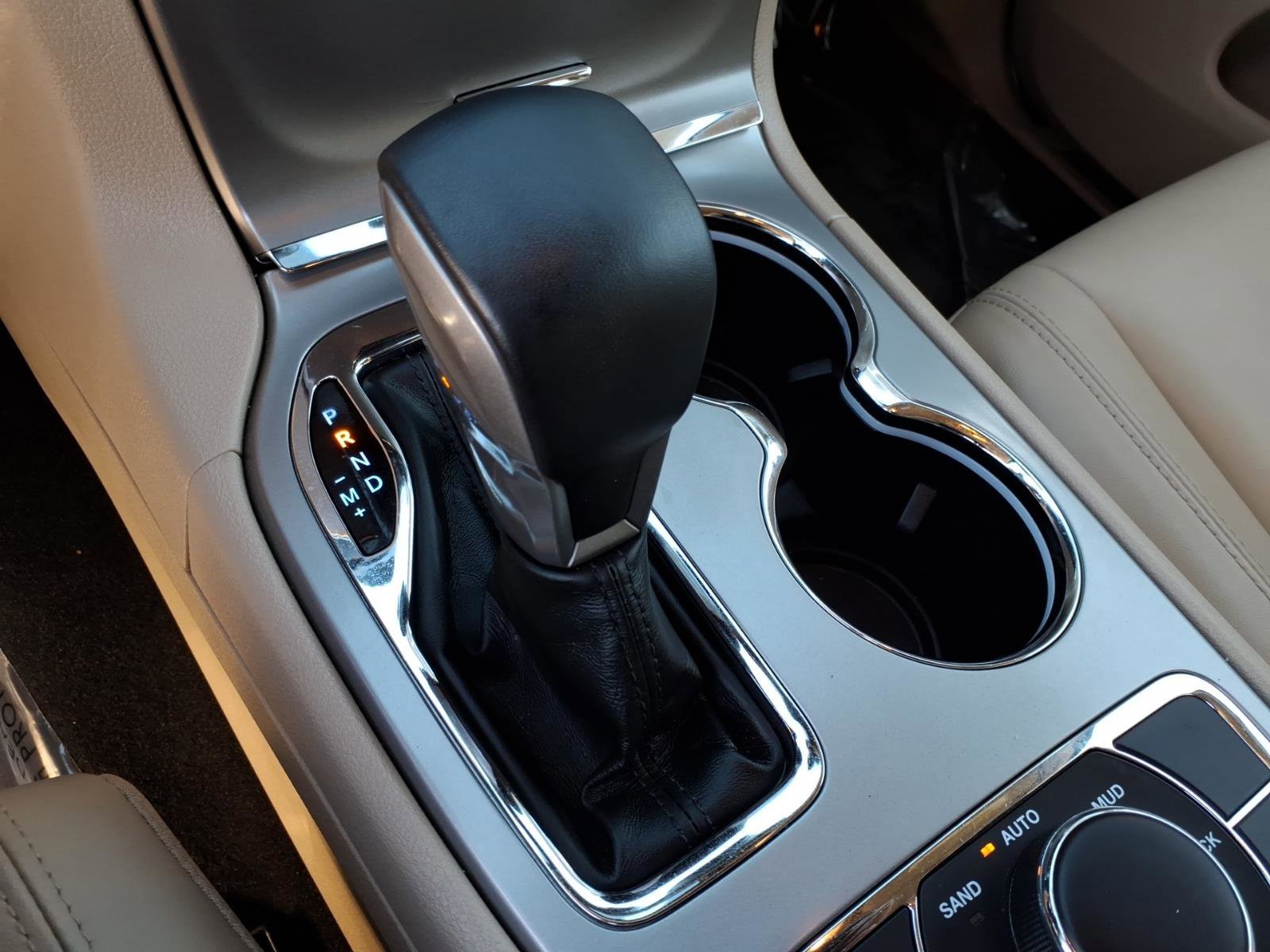 Used 2021 Jeep Grand Cherokee Limited image 24