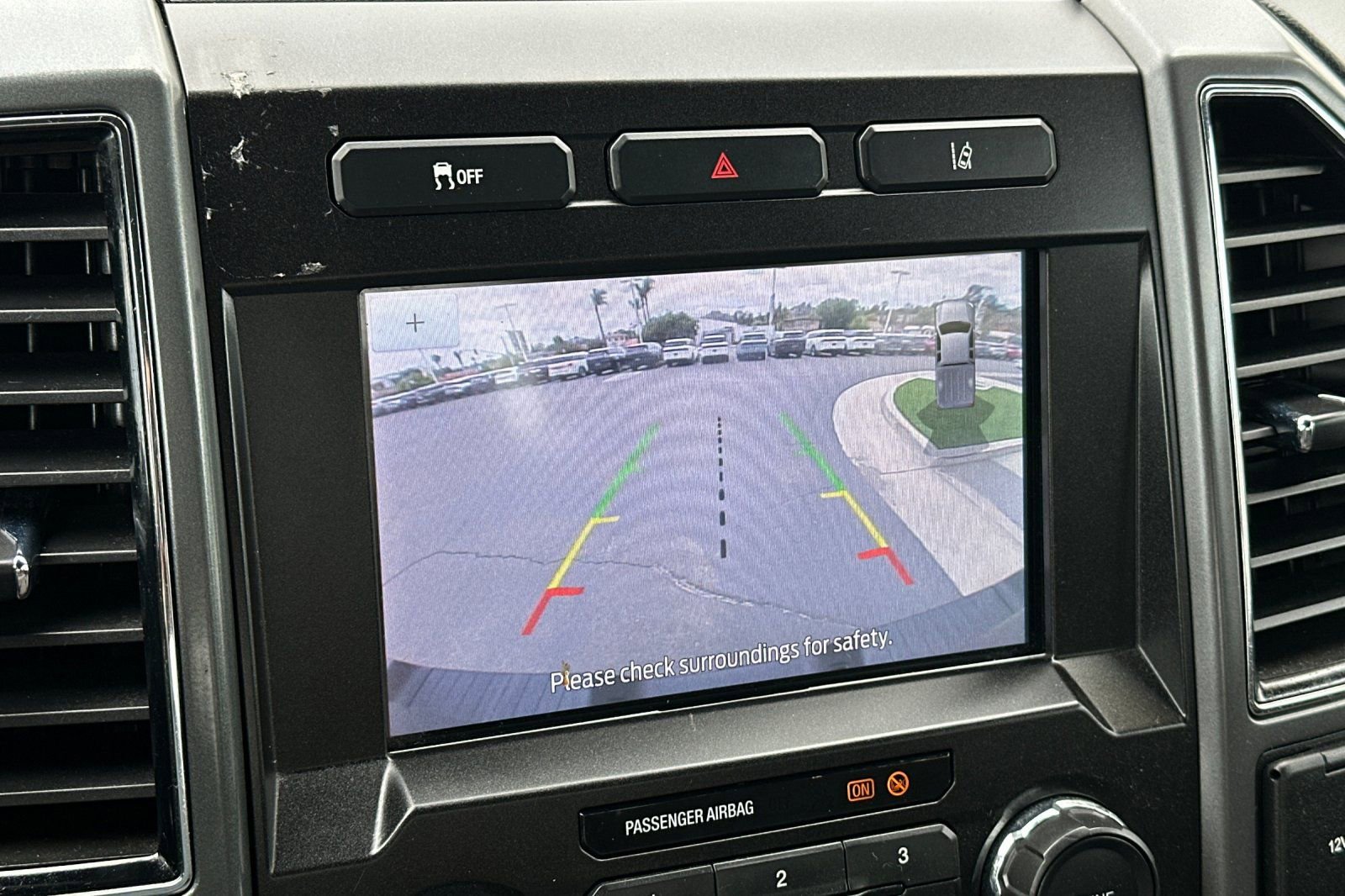 Certified 2020 Ford F250 XLT w/ XLT Value Package AWD/4WD image 17