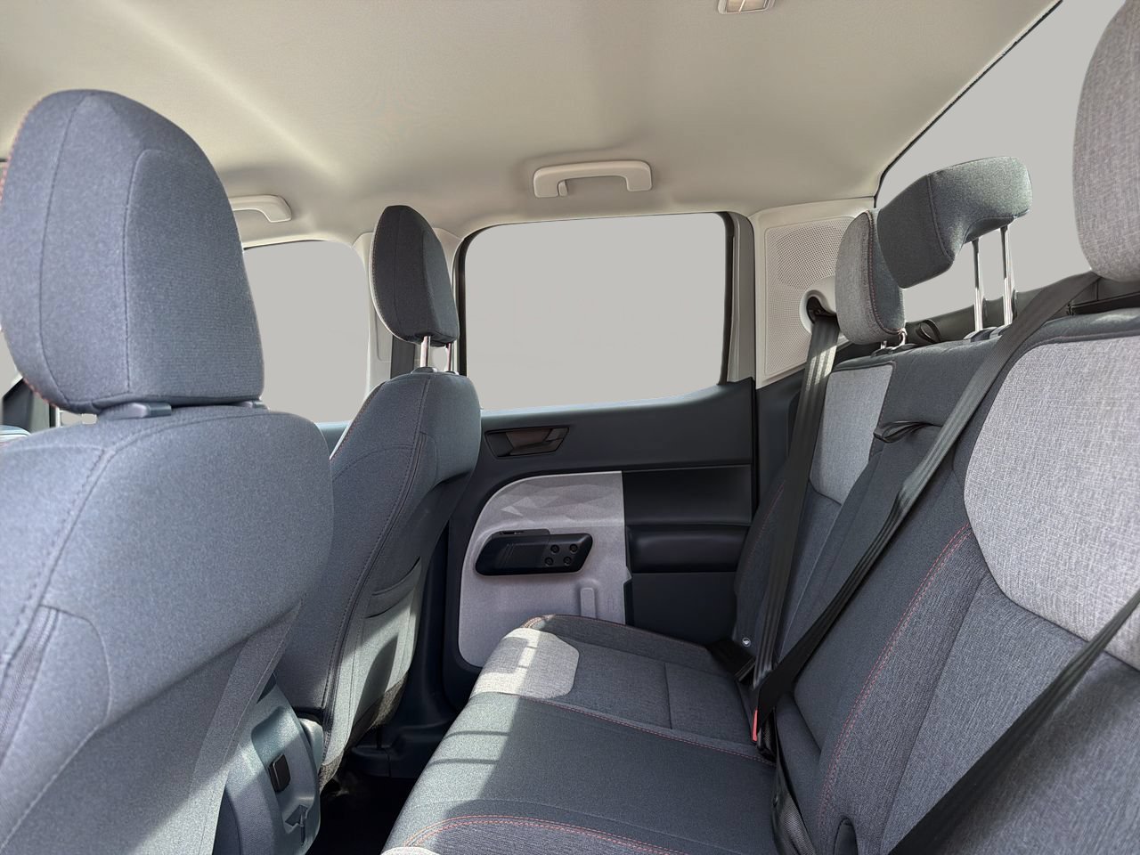 Certified 2024 Ford Maverick XLT FWD image 16