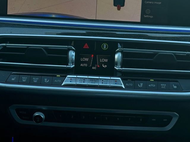 Used 2021 BMW X7 xDrive40i w/ M Sport Package image 10