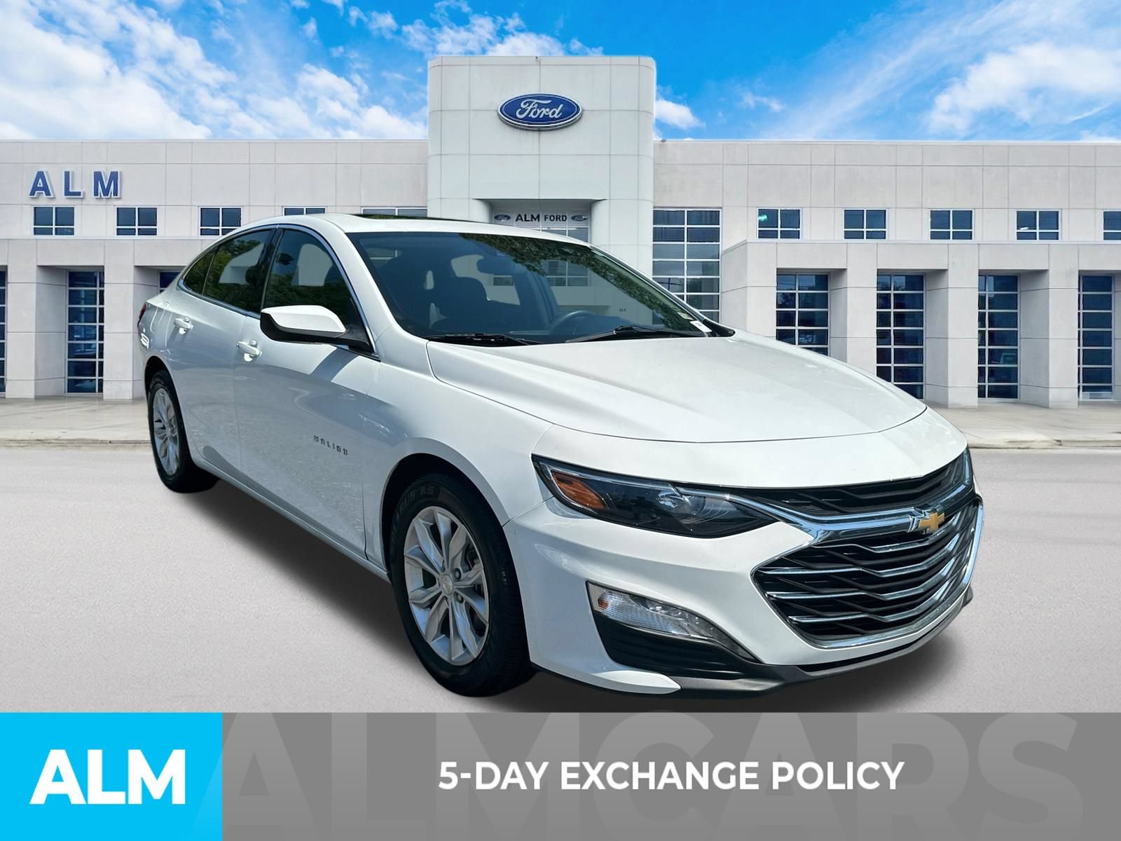 Used 2024 Chevrolet Malibu LT FWD image 3
