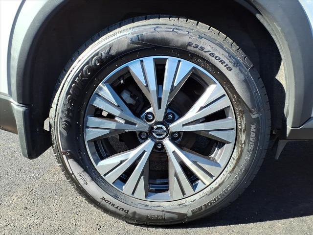 Used 2021 Nissan Rogue SV w/ Premium Package AWD/4WD image 26