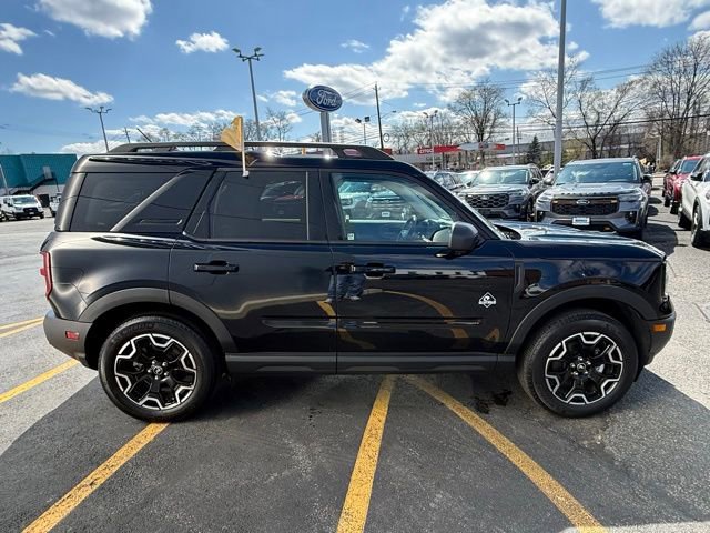 Certified 2025 Ford Bronco Sport Outer Banks w/ Outer Banks Tech Package+ AWD/4WD image 9